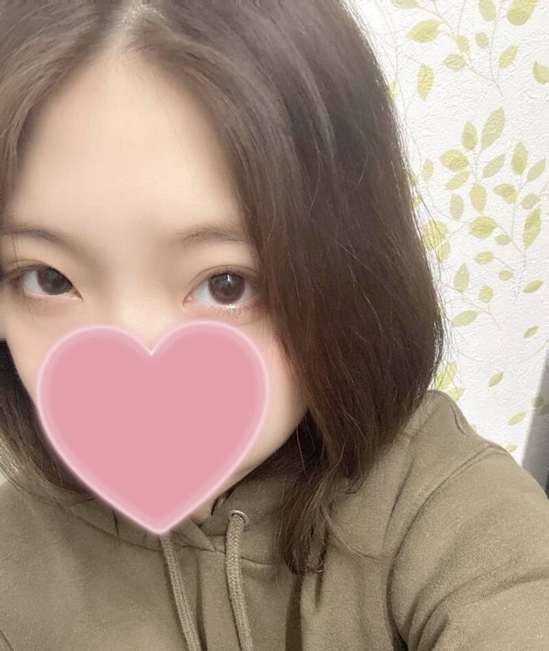 FC2-PPV-4637512 [Today only! First-time sale 3980pt → 980pt] Negotiating sex with an 18-year-old black-haired massage girl with a beautiful slender body! Raw insertion into a tiny vagina! Massive semen creampie sex! [No creampie]